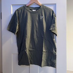 OVERSIZEDD GYM SHARK SHIRT